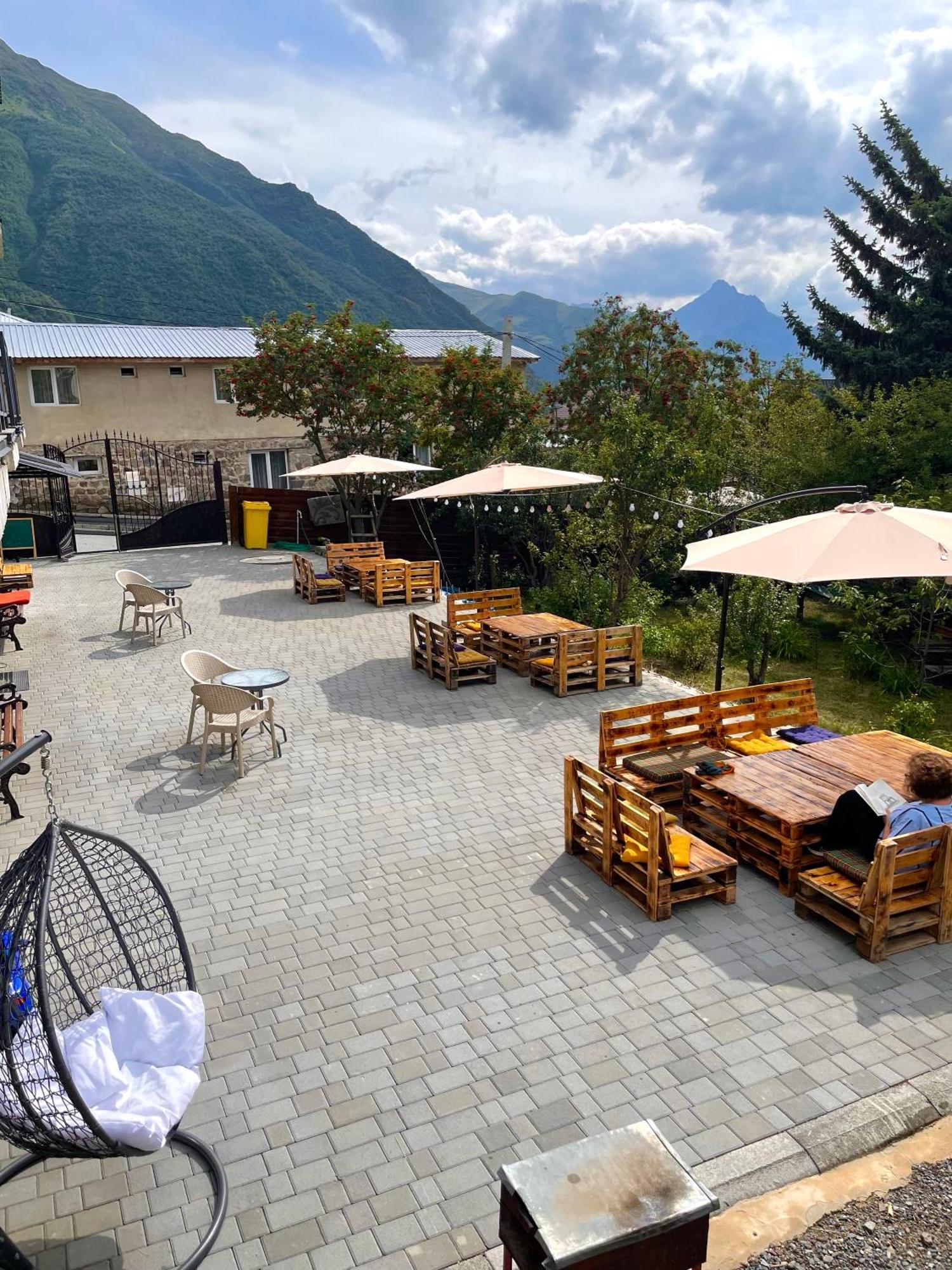Planet Kazbegi Ξενοδοχείο Εξωτερικό φωτογραφία